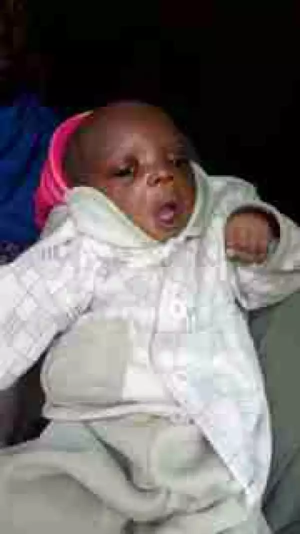 Baby Abandoned Inside A Carton In Kaduna (Photos)